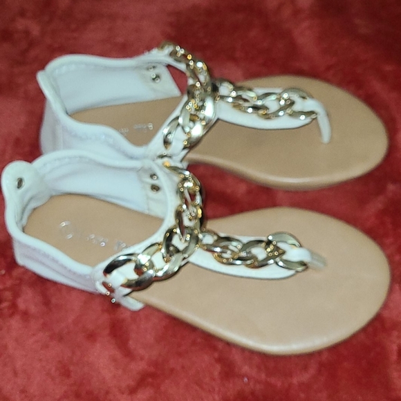 Girls sandles - Picture 2 of 5